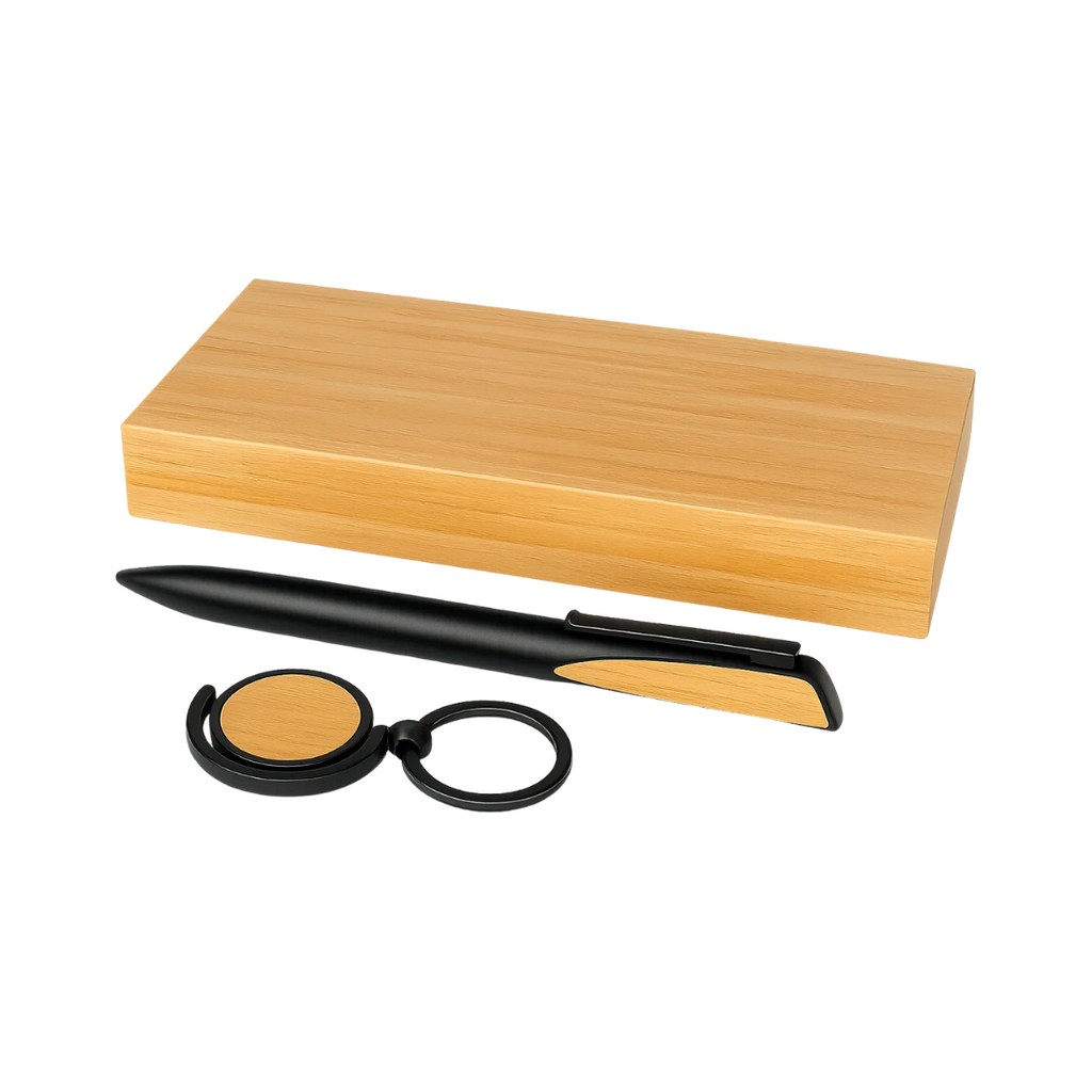 [P299098] Set de escritorio, metal, negro,2 pcs: lapicero y llavero detalles de bambú