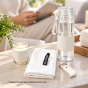 Set ejecutivo, vidrio, blanco, Yogui 4 pcs: botella, toalla, llavero y vela