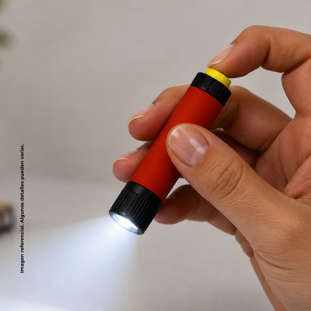 Linterna Aluminio rojo 1.6*7  cm De Bolsillo Para Llavero