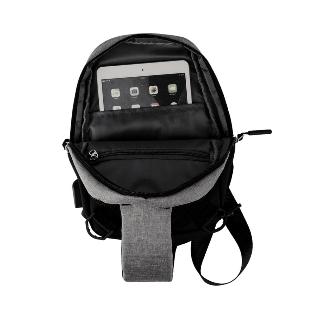 Mochila cruzada, Poliéster 300D, con conexión USB para carga 20 x 29 x 6.5 cm, Gris