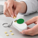 pastillero, plástico, verde,  nd, porta pildoras con cuerpo blanco