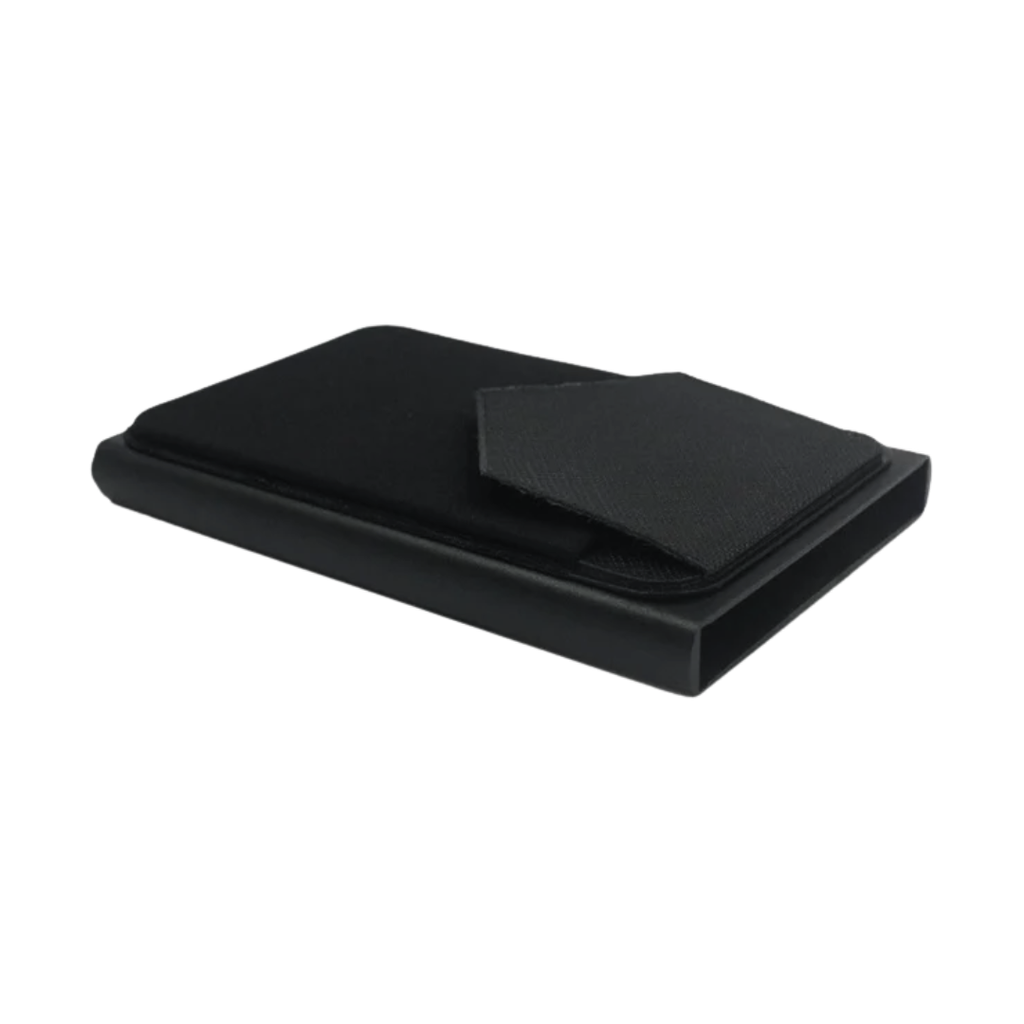 Tarjetero metal negro  9.5*6.5*0.8cm automático con portatarjetas