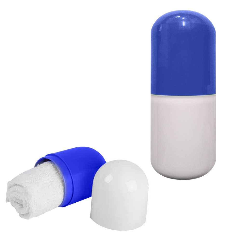 estuche, plástico, azul, 4.8*10.5+20*20 centimetros, forma de capsula con toalla