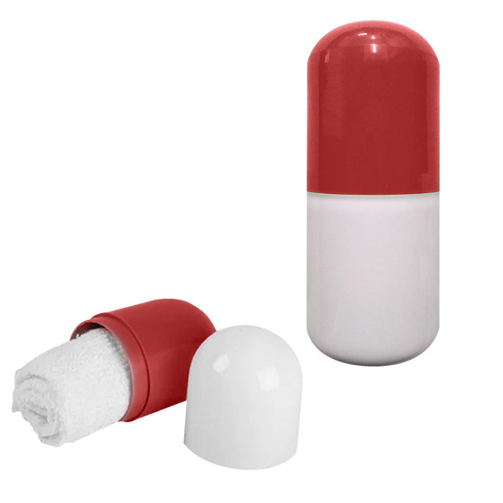 estuche, plástico, rojo, 4.8*10.5+20*20 centimetros, forma de capsula con toalla