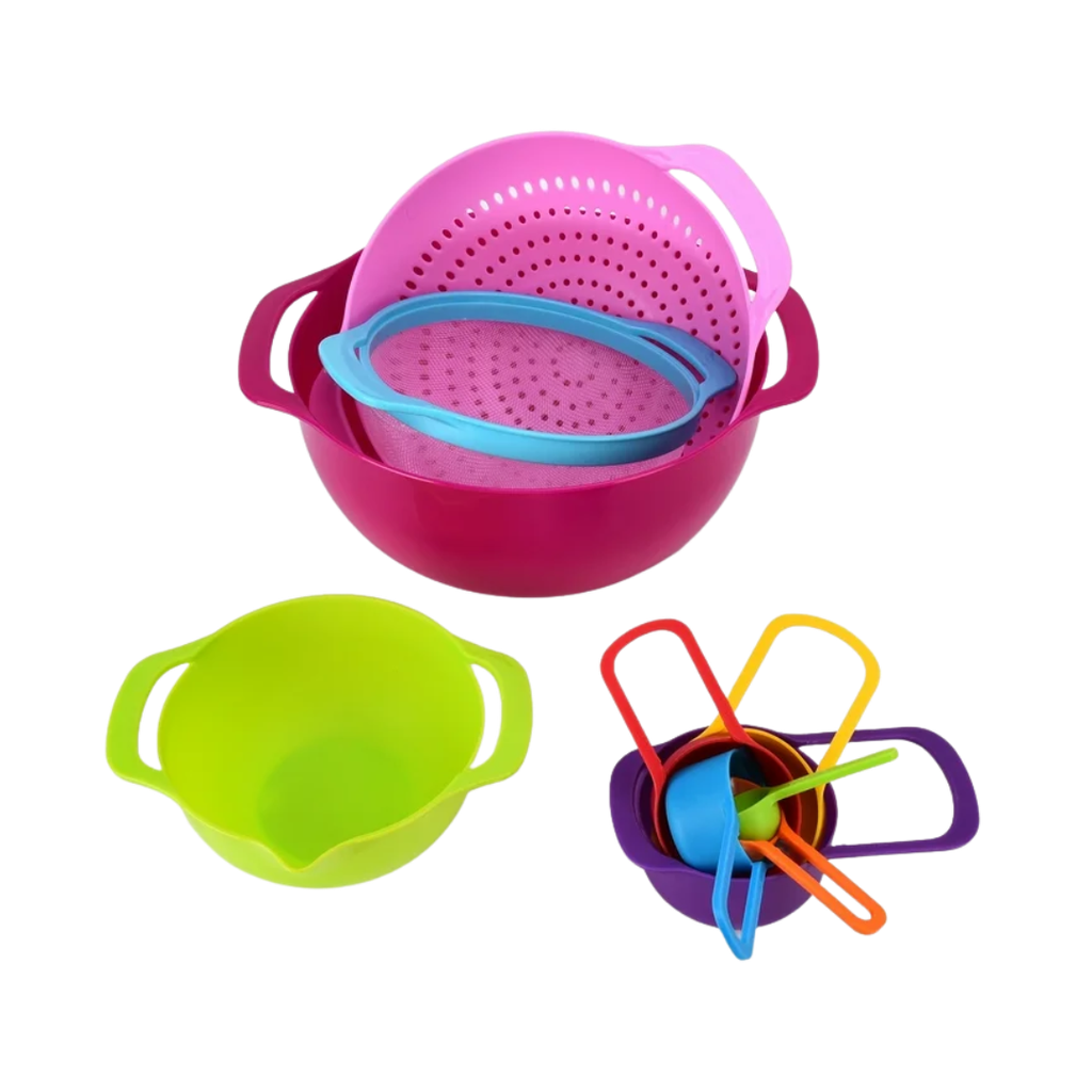 set, plástico, surtido, de tazones , coladores y cucharas medidoras
