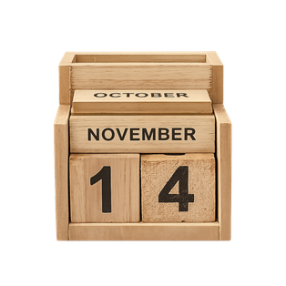 Lapicero calendario perpetuo,  MDF, 7.4 x 7.5 x 6.6 cm