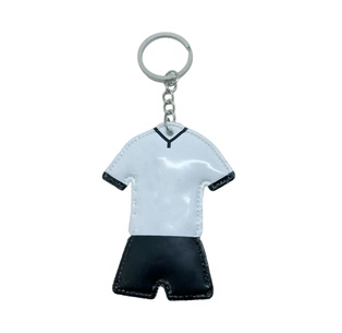 llaveros, pvc, negro, 6*13cm centimetros, en forma de camisa, blanca