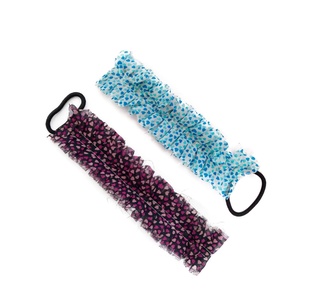 cola de tela puntitos