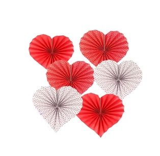 abanico de papel rojo y blanco